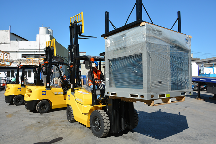 Autoelevador Sinobang 2500Kg