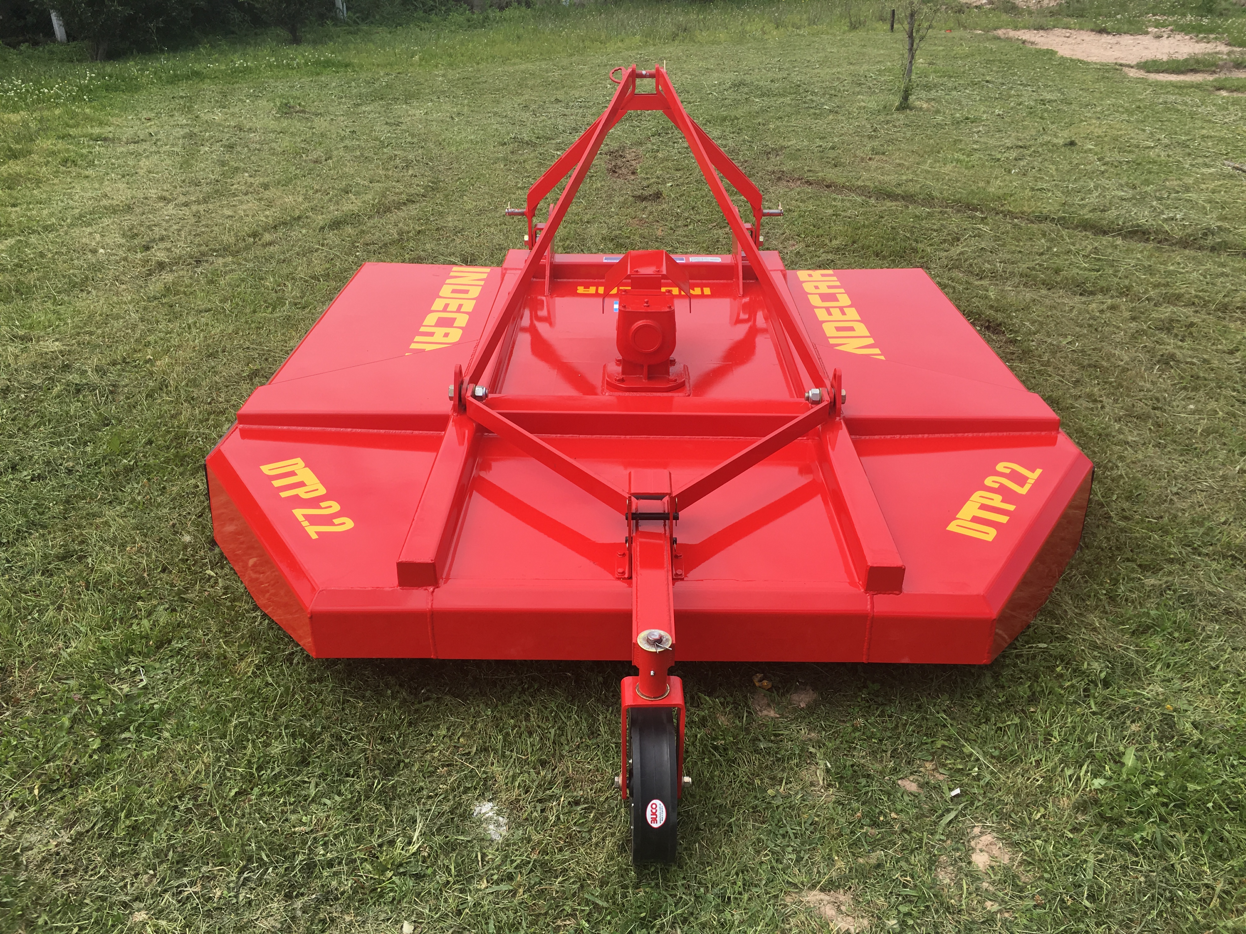 DESMALEZADORA DTP 2.2 Desmalezadora para 3 puntos