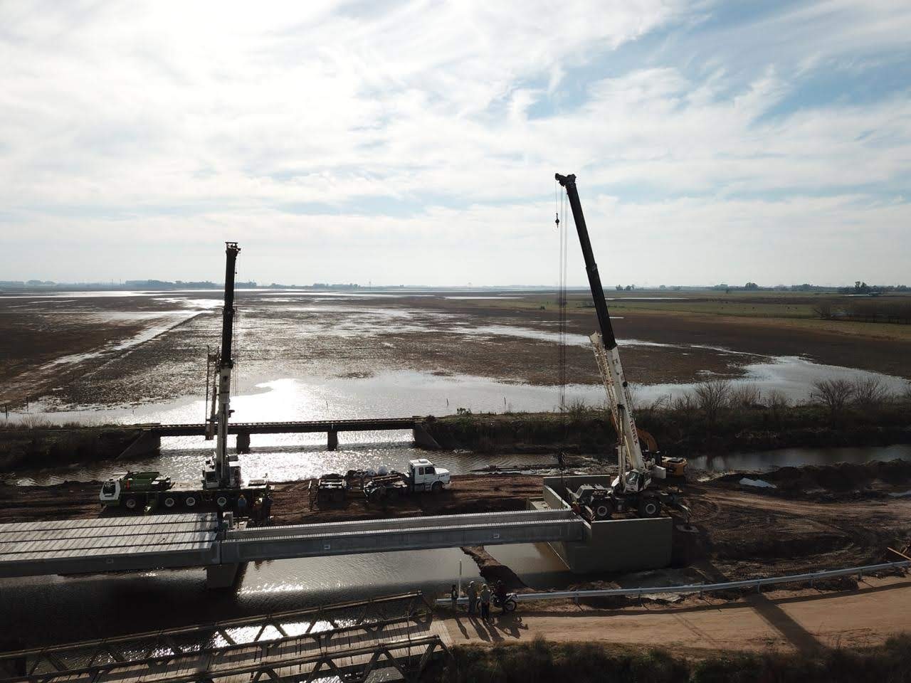 Gruas – Rango de 20 a 120 tn.