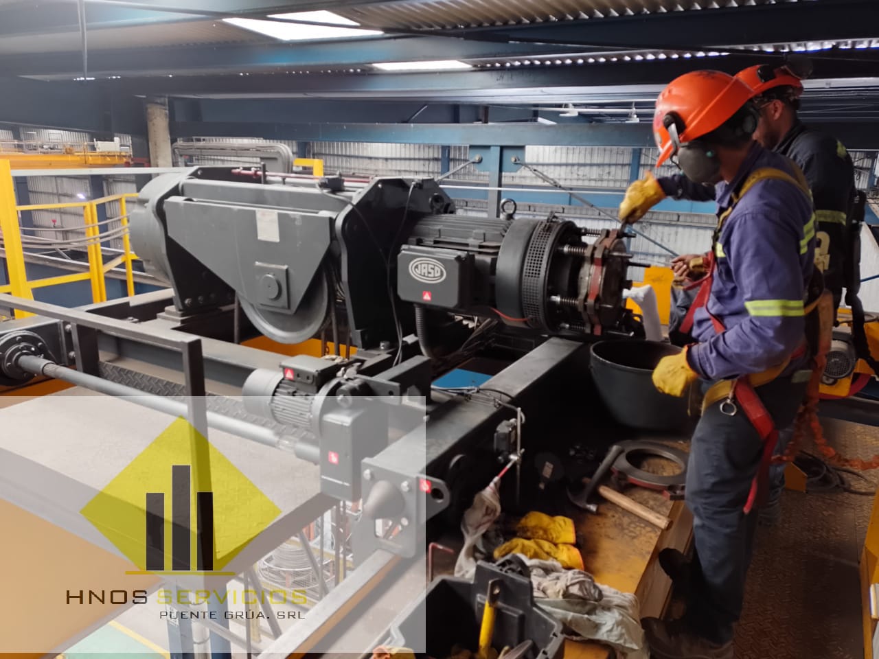 Mantenimiento preventivo de puente grúa