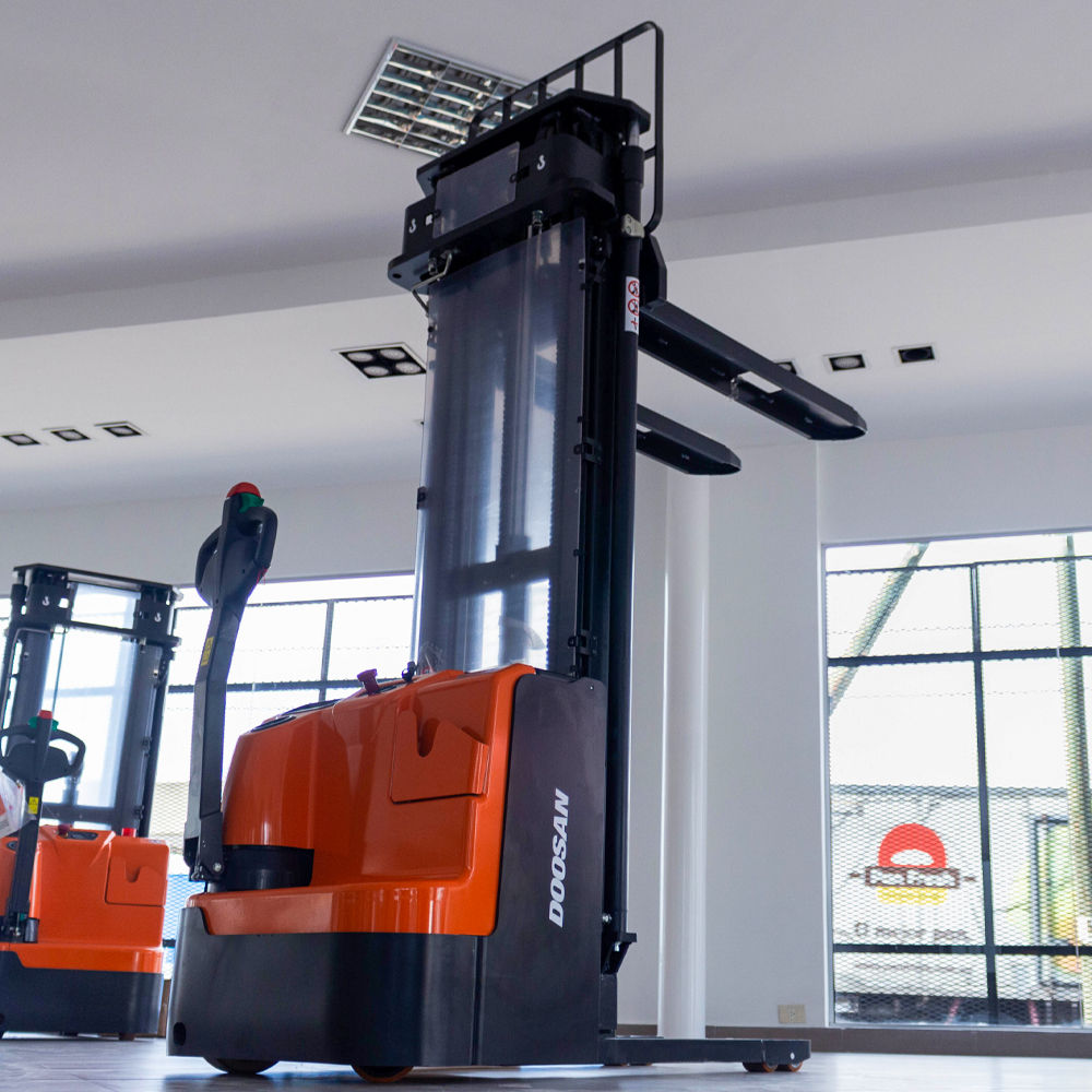 Apilador eléctrico BSL 16 N