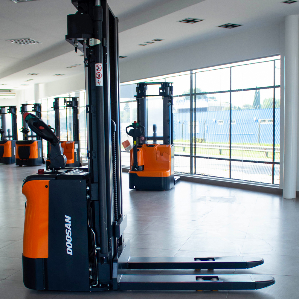 Apilador eléctrico BSR 16 N