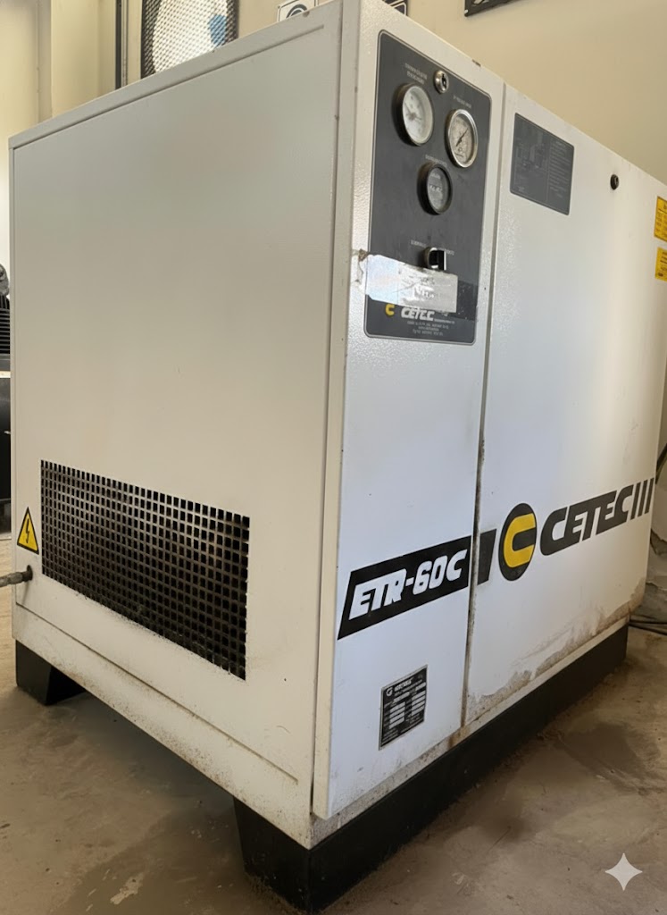Compresor a Tornillo CETEC ETR 60C – 15 CV